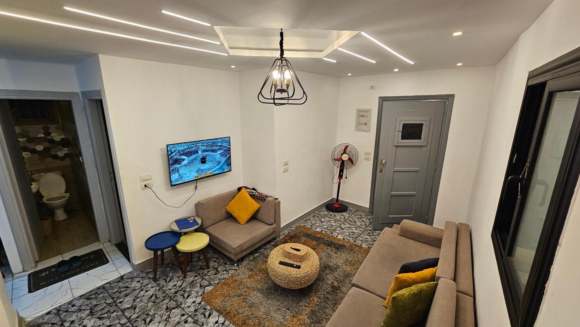 Alex Gate Apartment - Families Only Alexandria Exterior photo